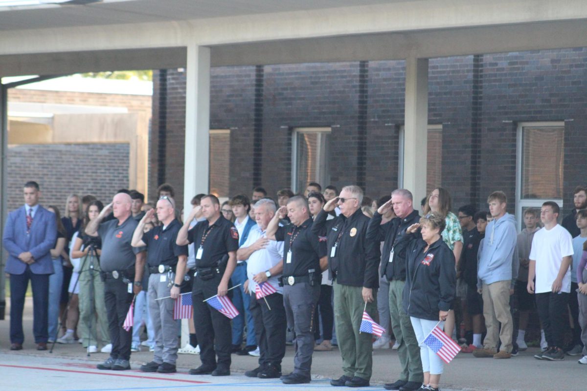 A moment of silence is held in remembrance of Flight 93