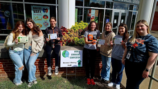 Ruby Tingle, Grace Torrillo, Ava Zalewski, Maria Thunburg, Shaelin Wiley, Grace Jamieson, Ms. Gwynn.
Photo credit: Kate Zalewski